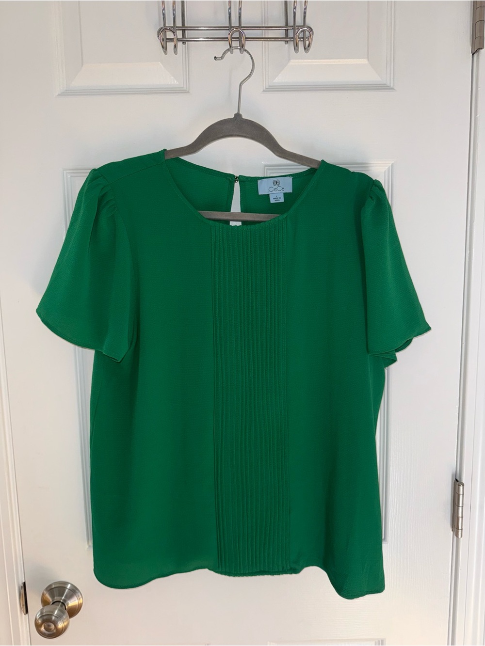 CeCe Emerald Pintuck Front Short Sleeve Blouse